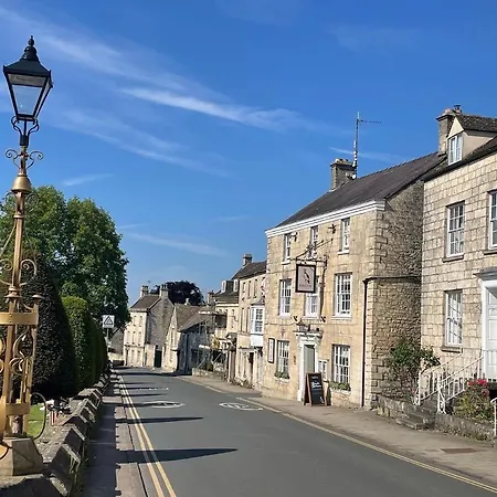 Cotswold Lodge Painswick Exterior photo