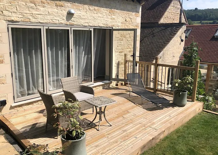Cotswold Lodge